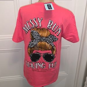 NWT Simply Southern t-shirt size M